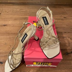Vaneli Champagne strappy sandals.Size 9 1/2.